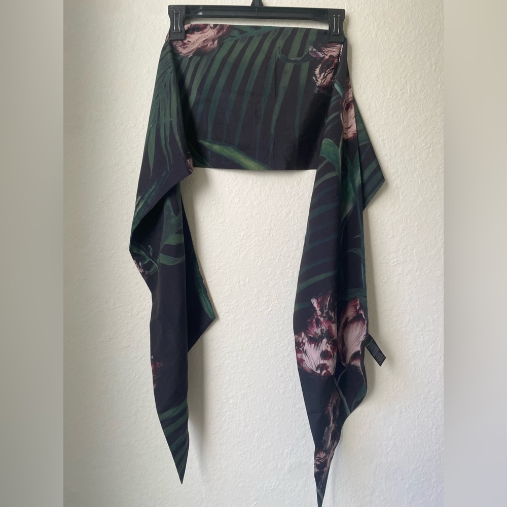 Euc Ted Baker scarf